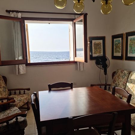 Appartamento Scoglio Elisabetta Calasetta Exteriér fotografie
